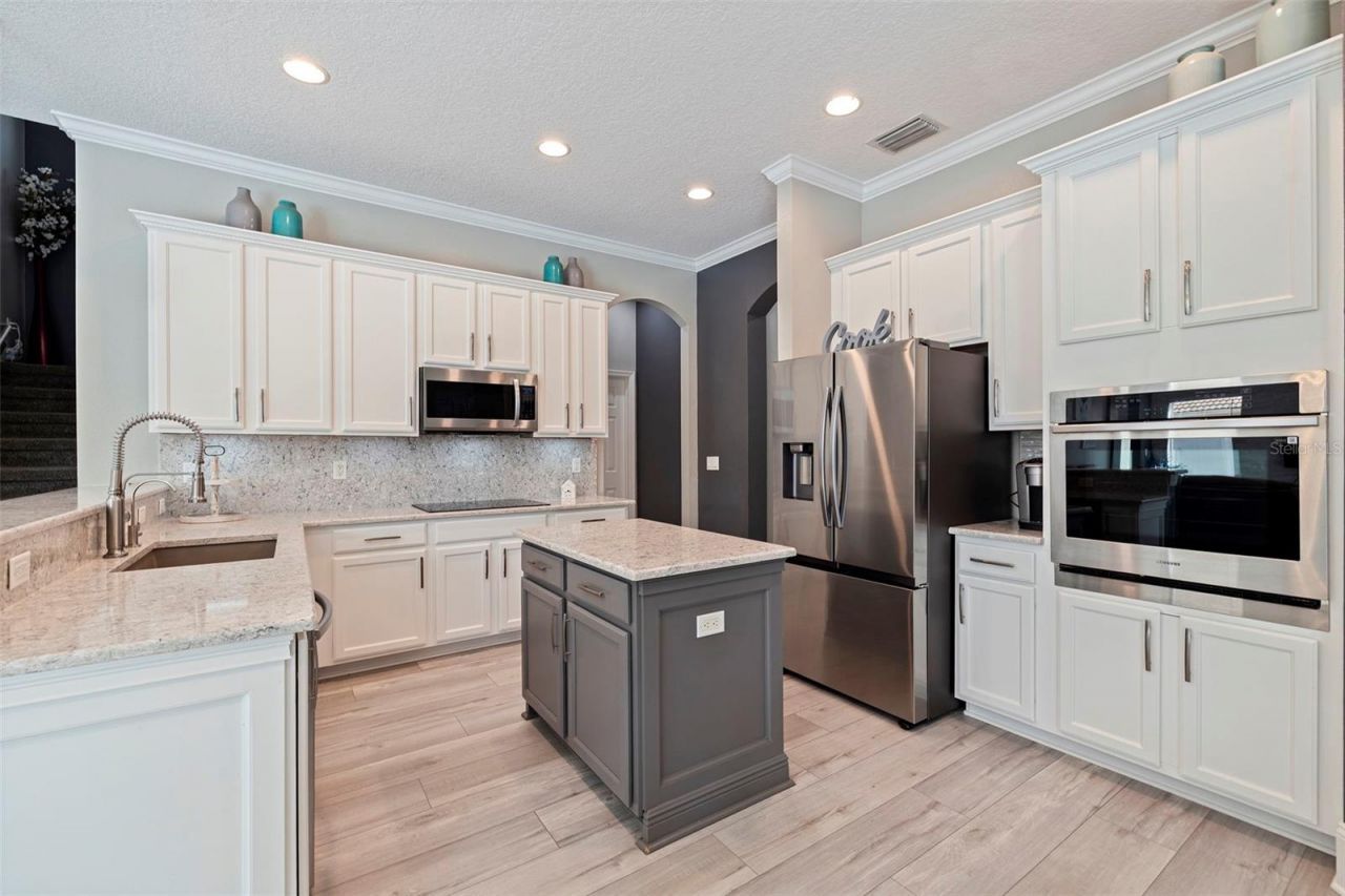 11508 Oyster Bay Circle, New Port Richey, FL 34654 Photo