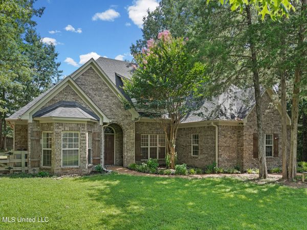 8019 Betty Browning Pass, Olive Branch, MS 38654