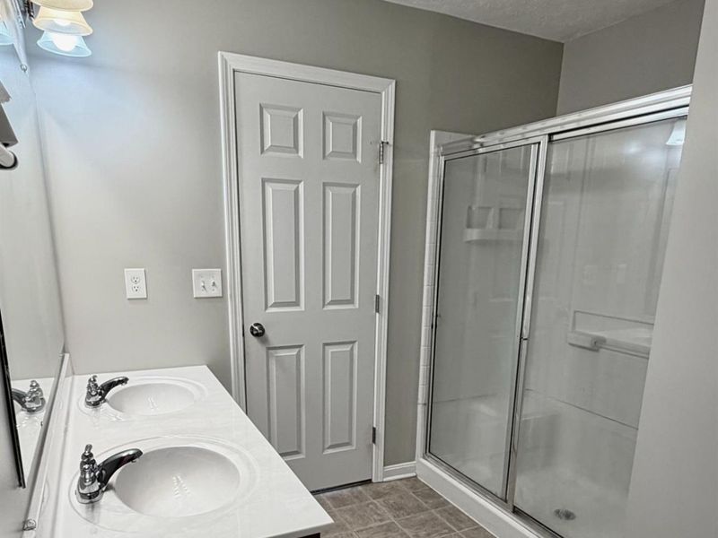 692 Hafton Court, Maineville, OH 45039 Photo 15