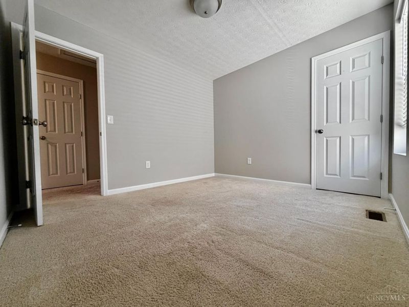 692 Hafton Court, Maineville, OH 45039 Photo 20
