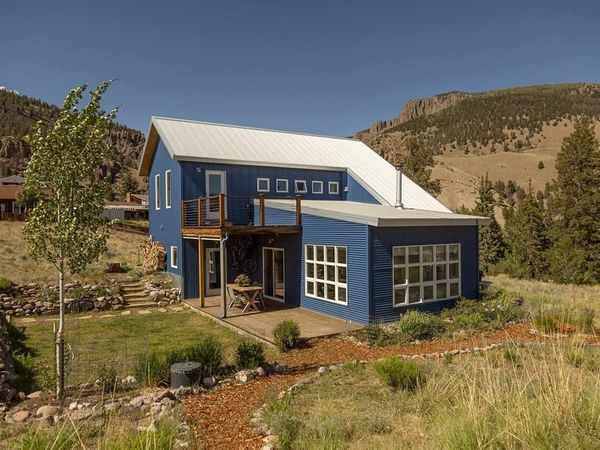 301 Rue La Fong Lane, Creede, CO 81130