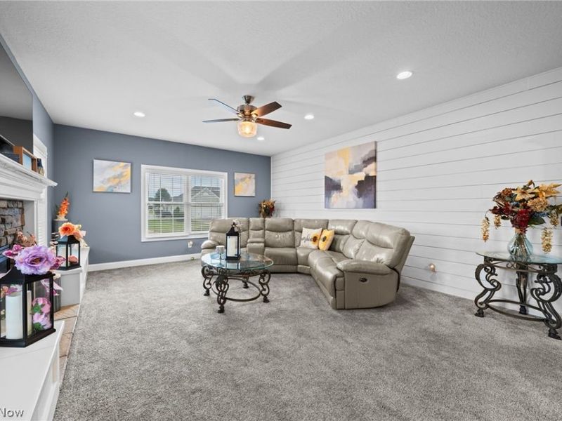 12504 Estate Avenue NW, Uniontown, OH 44685 Photo 25