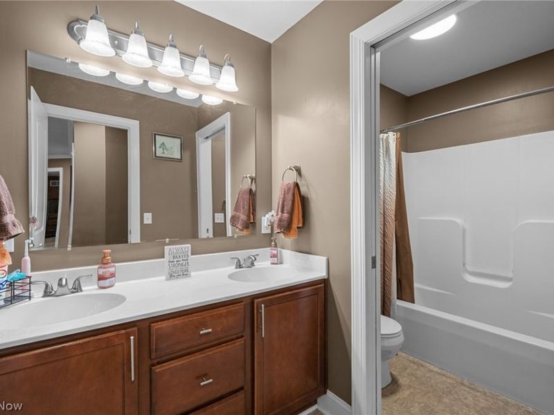 12504 Estate Avenue NW, Uniontown, OH 44685 Photo 41