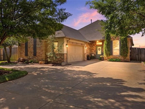 900 NW 194th Terrace, Edmond, OK 73012