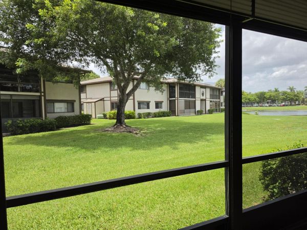 9895 N BELFORT Circle, Unit 110, Tamarac, FL 33321