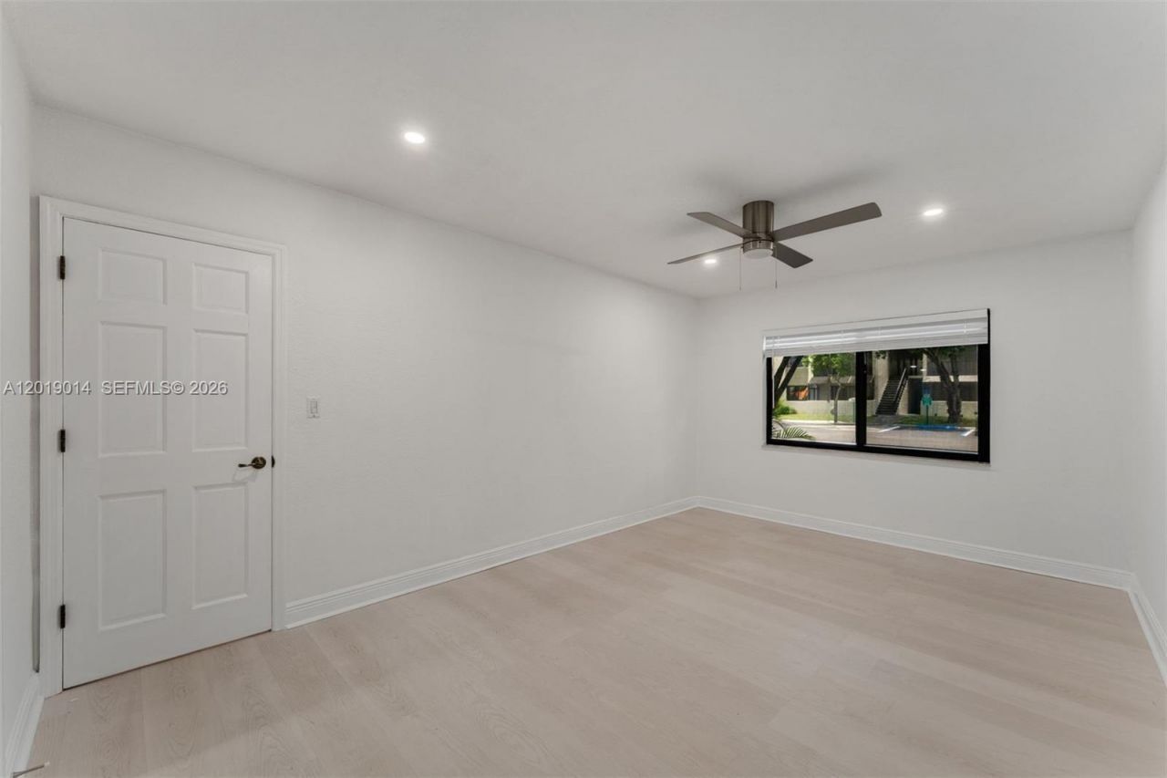 7947 SW 104th St , Unit 104C, Miami, FL 33156 Photo
