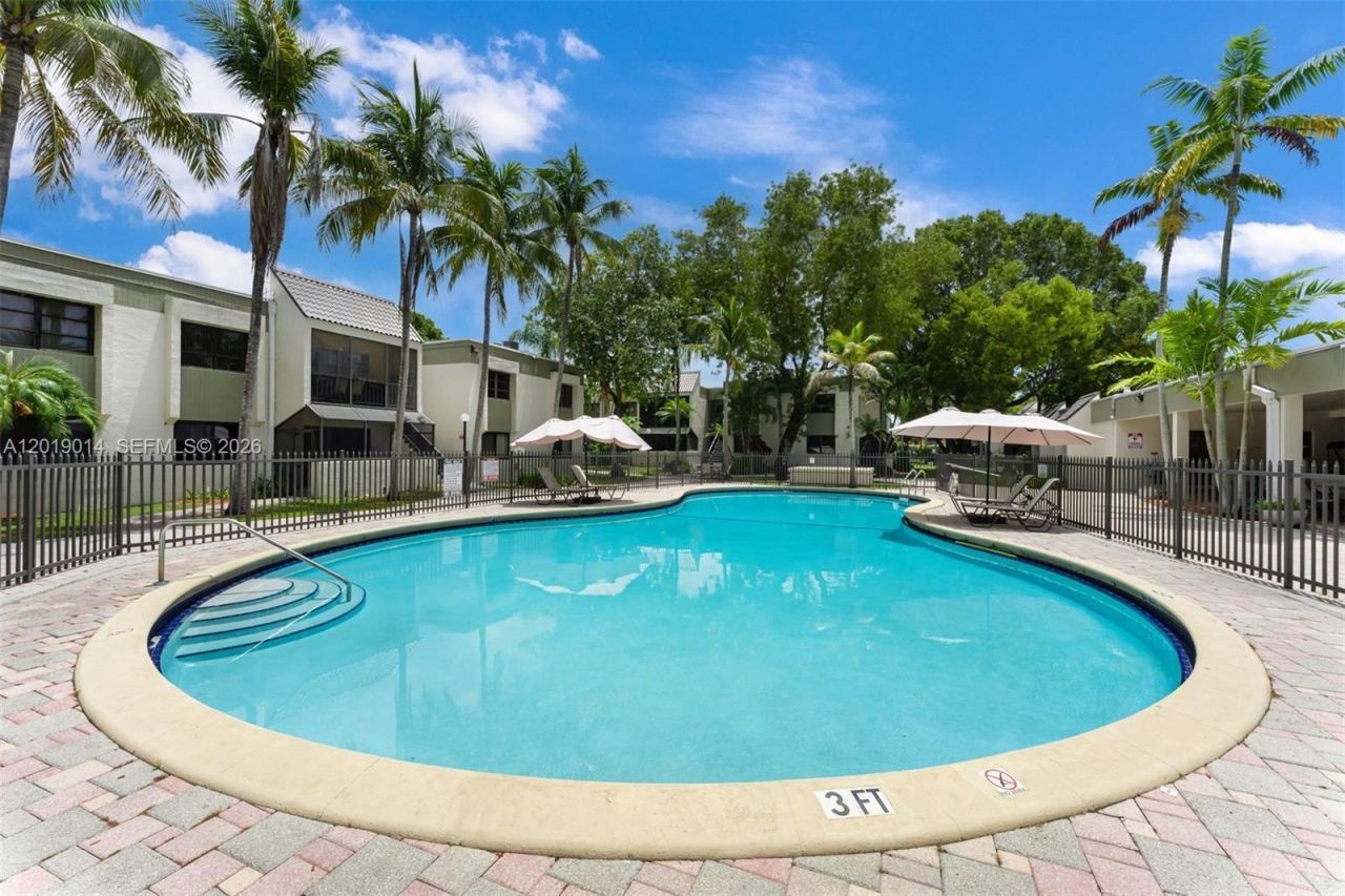 7947 SW 104th St , Unit 104C, Miami, FL 33156 Photo