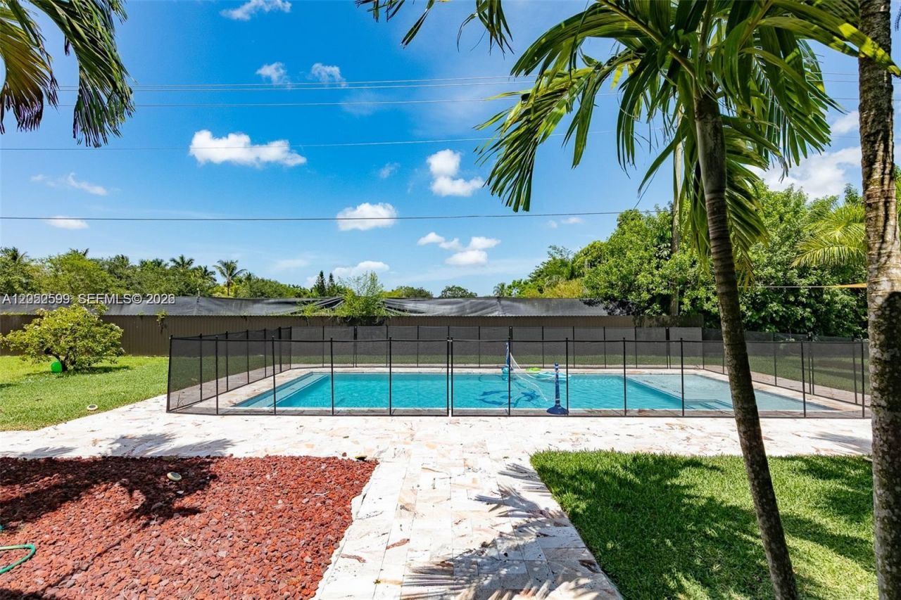 21290 SW 234th St, Homestead, FL 33031 Photo