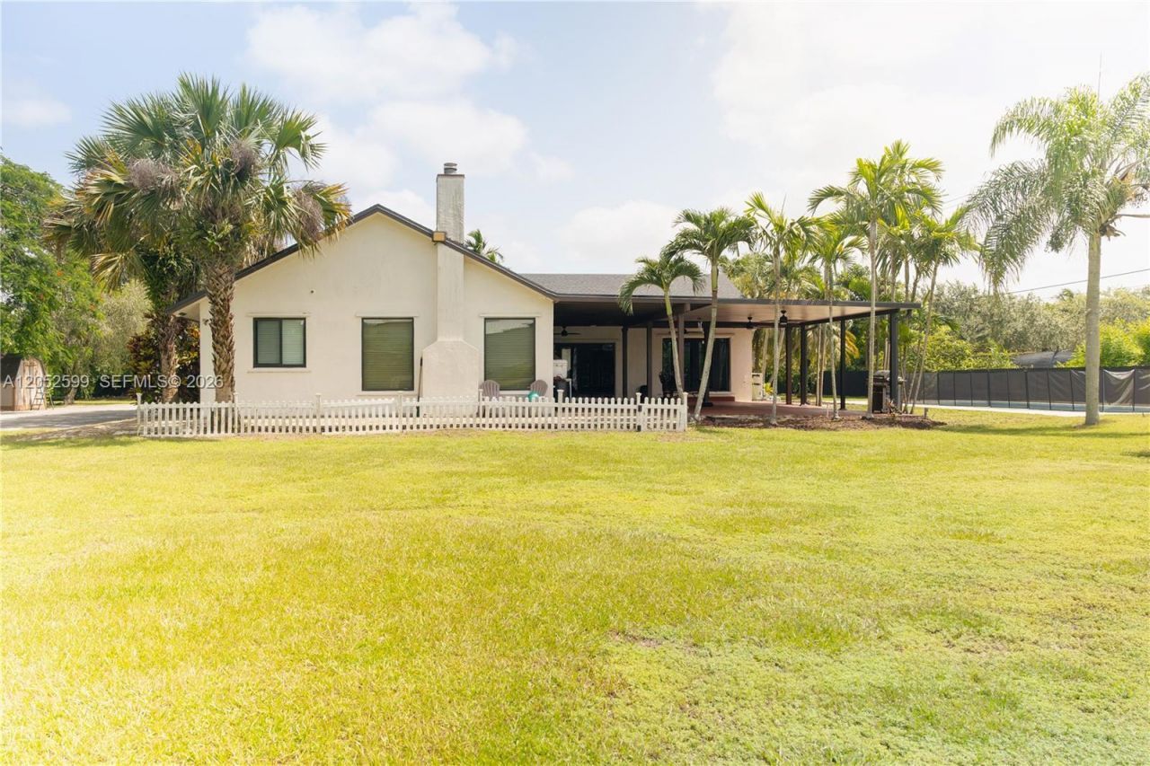 21290 SW 234th St, Homestead, FL 33031 Photo