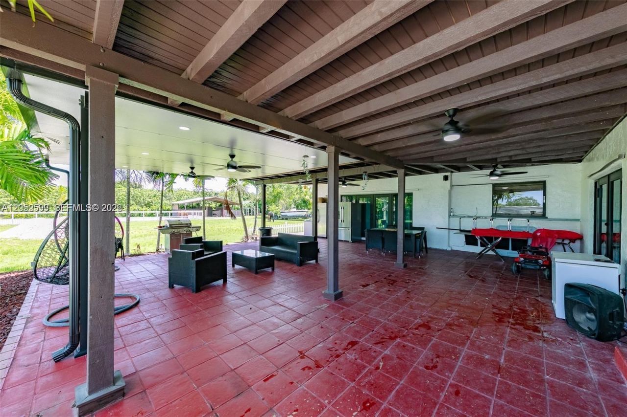 21290 SW 234th St, Homestead, FL 33031 Photo