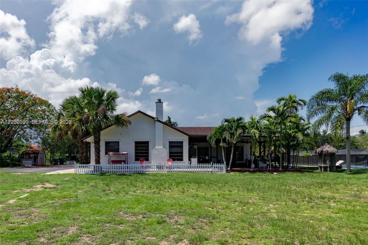21290 SW 234th St, Homestead, FL 33031 Photo
