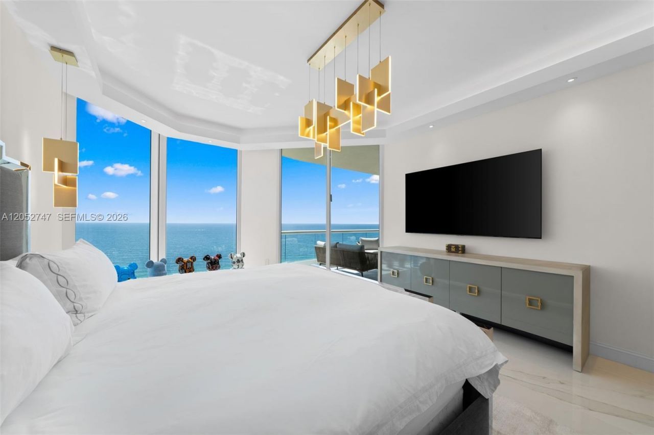 16047 Collins Ave , Unit 1703, Sunny Isles Beach, FL 33160 Photo