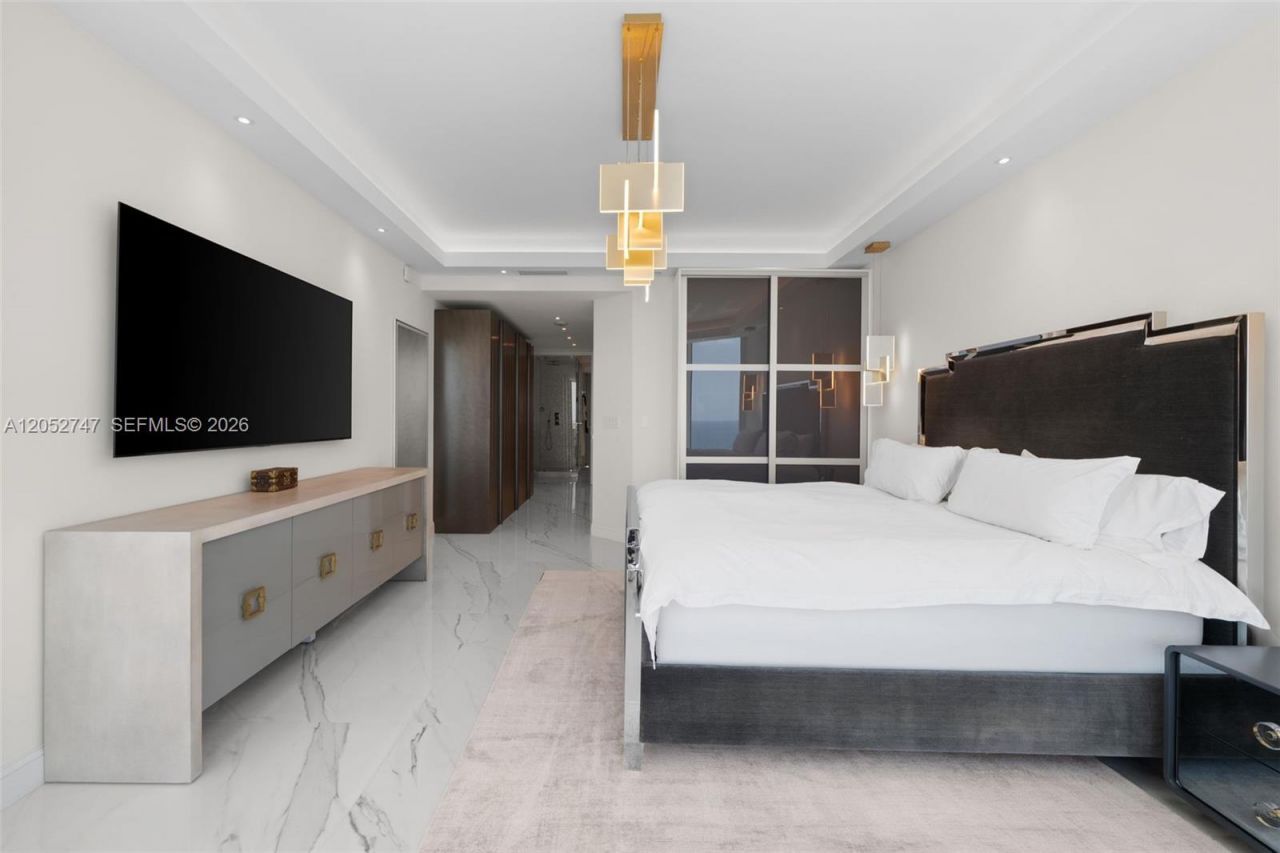 16047 Collins Ave , Unit 1703, Sunny Isles Beach, FL 33160 Photo