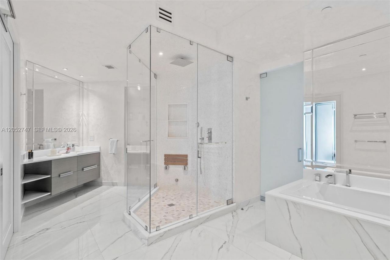 16047 Collins Ave , Unit 1703, Sunny Isles Beach, FL 33160 Photo