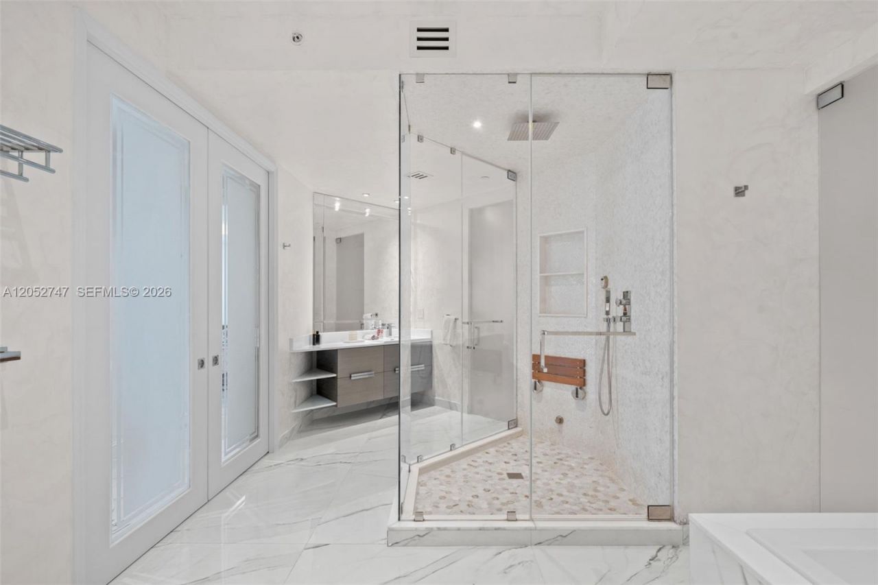 16047 Collins Ave , Unit 1703, Sunny Isles Beach, FL 33160 Photo