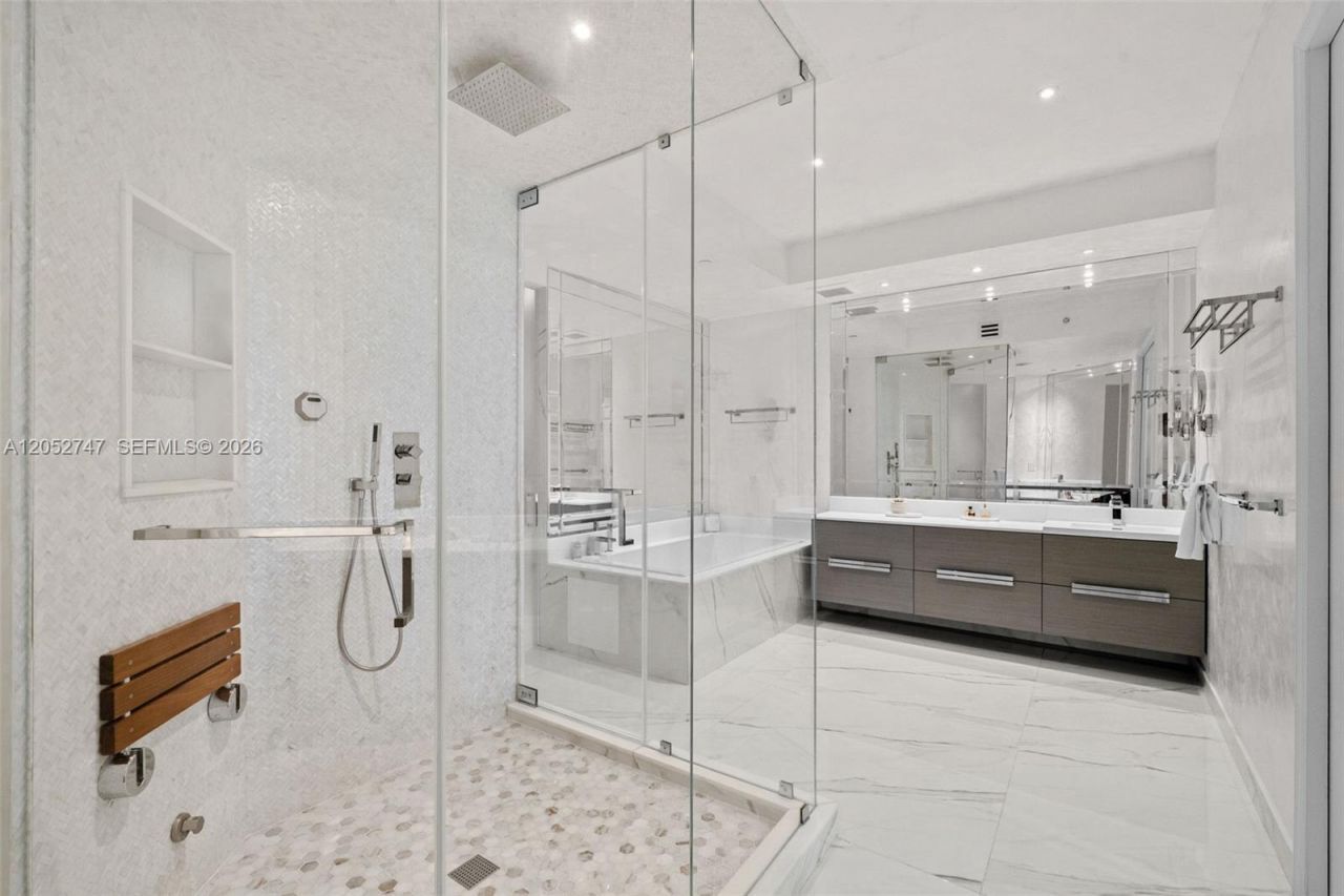 16047 Collins Ave , Unit 1703, Sunny Isles Beach, FL 33160 Photo