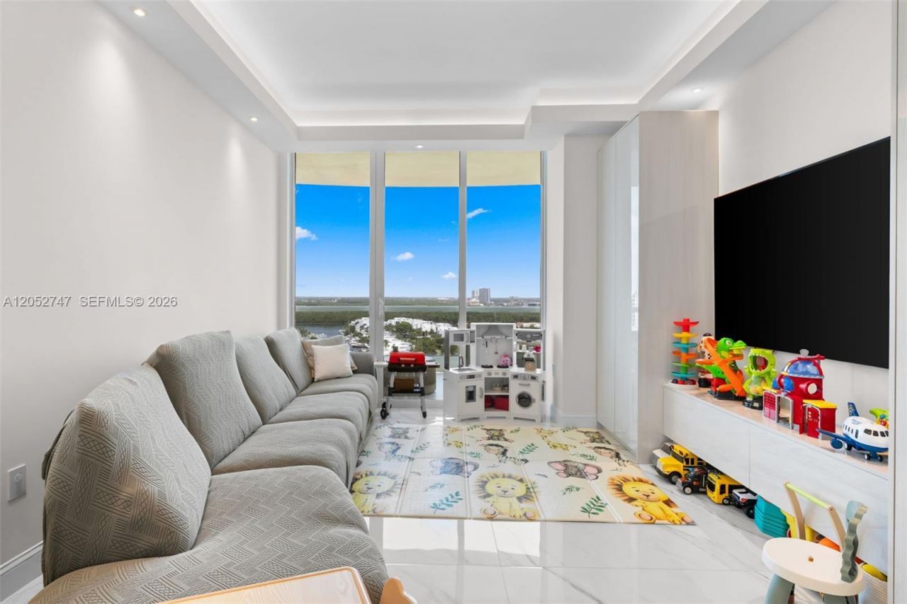 16047 Collins Ave , Unit 1703, Sunny Isles Beach, FL 33160 Photo