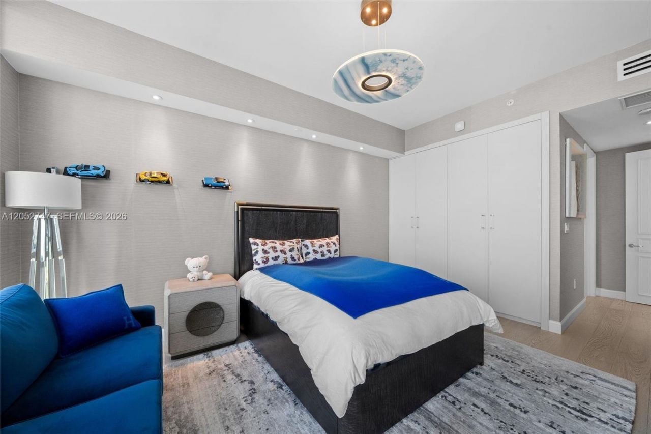 16047 Collins Ave , Unit 1703, Sunny Isles Beach, FL 33160 Photo