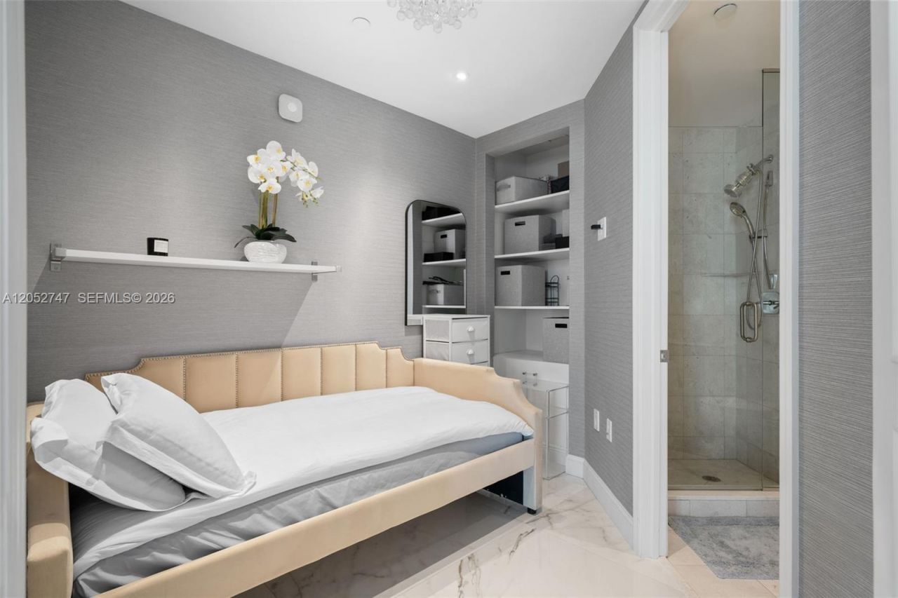 16047 Collins Ave , Unit 1703, Sunny Isles Beach, FL 33160 Photo