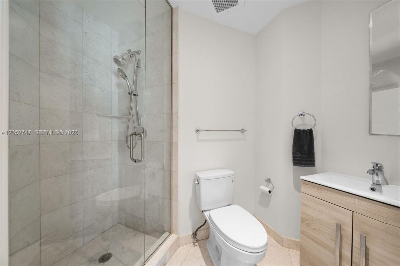 16047 Collins Ave , Unit 1703, Sunny Isles Beach, FL 33160 Photo