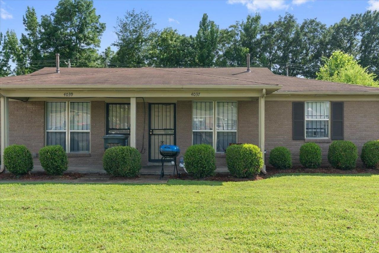 4037 Forest View Dr, Memphis, TN 38118 Main Photo