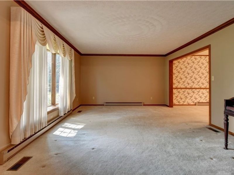 966 College Drive SE, New Philadelphia, OH 44663 Photo 11