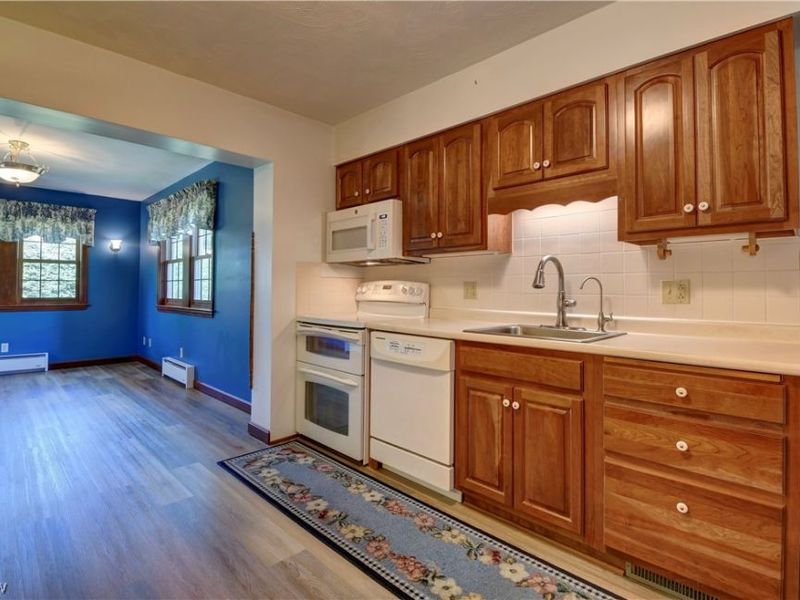 966 College Drive SE, New Philadelphia, OH 44663 Photo 16