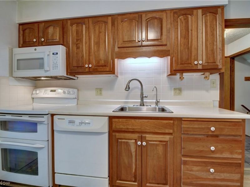 966 College Drive SE, New Philadelphia, OH 44663 Photo 18