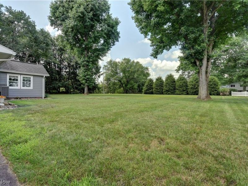 966 College Drive SE, New Philadelphia, OH 44663 Photo 33