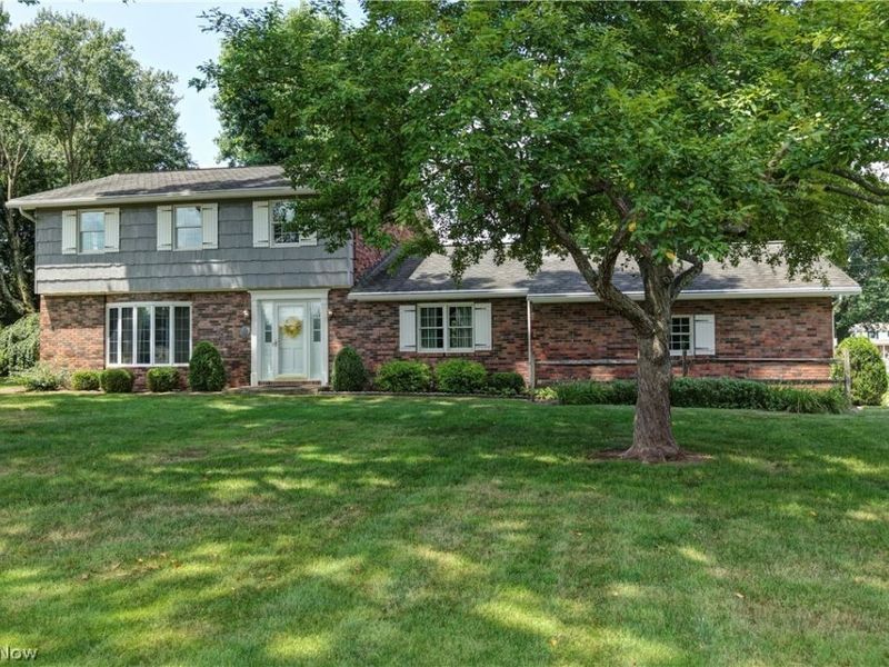 966 College Drive SE, New Philadelphia, OH 44663 Photo 6