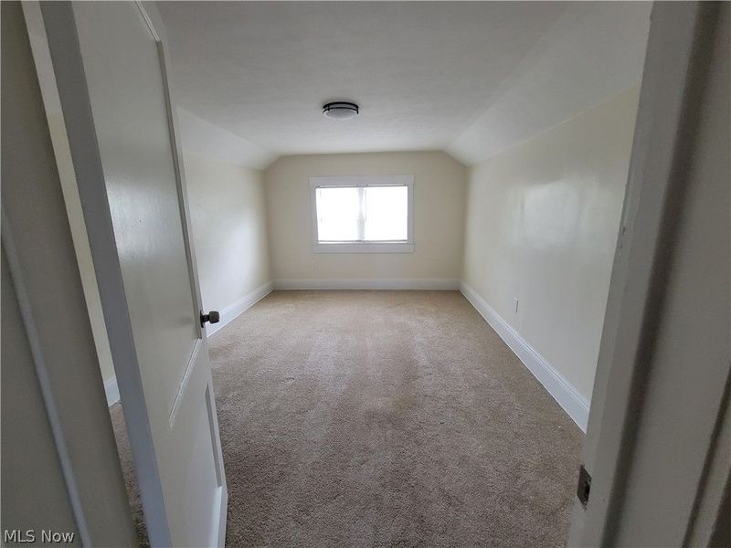 2708 Hood Avenue, Cleveland, OH 44109 Photo 24