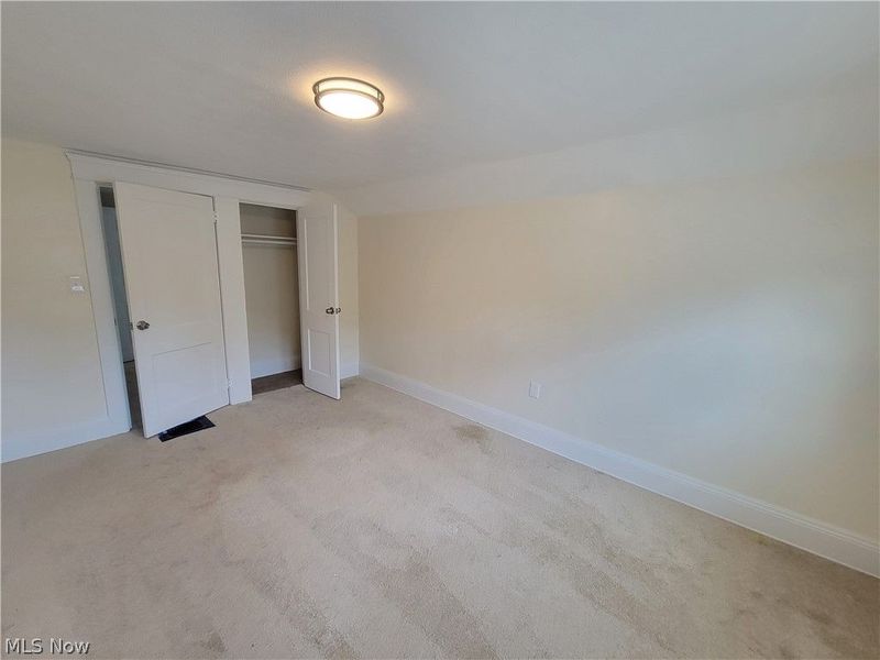 2708 Hood Avenue, Cleveland, OH 44109 Photo 25