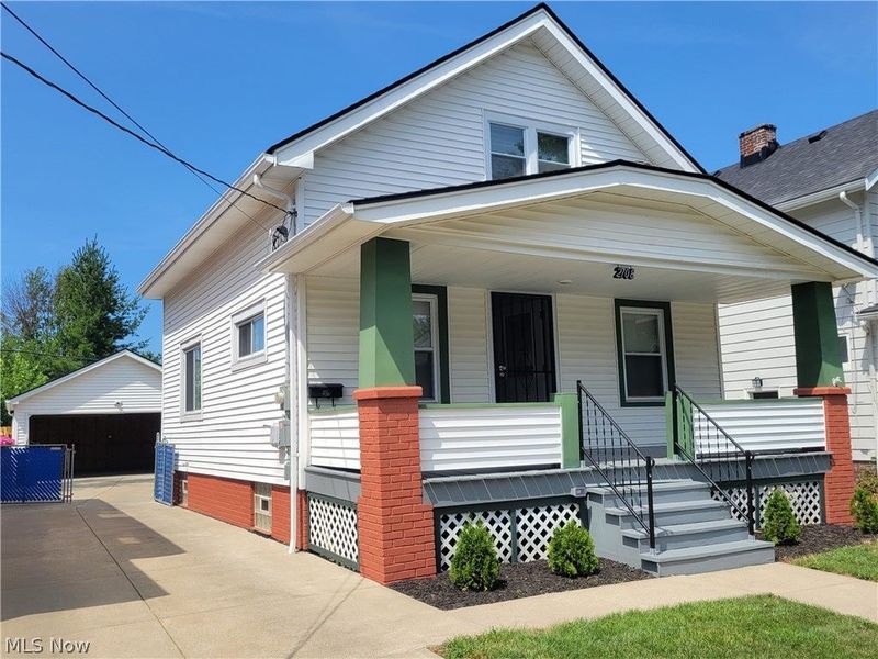 2708 Hood Avenue, Cleveland, OH 44109 Photo 3