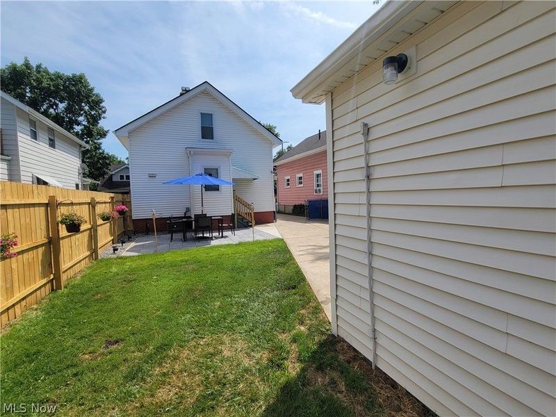 2708 Hood Avenue, Cleveland, OH 44109 Photo 6