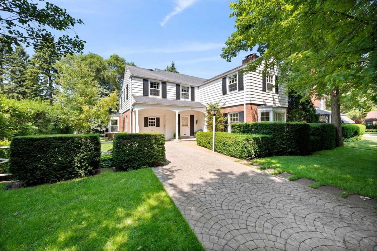 2304 Elmwood Avenue, Wilmette, IL 60091