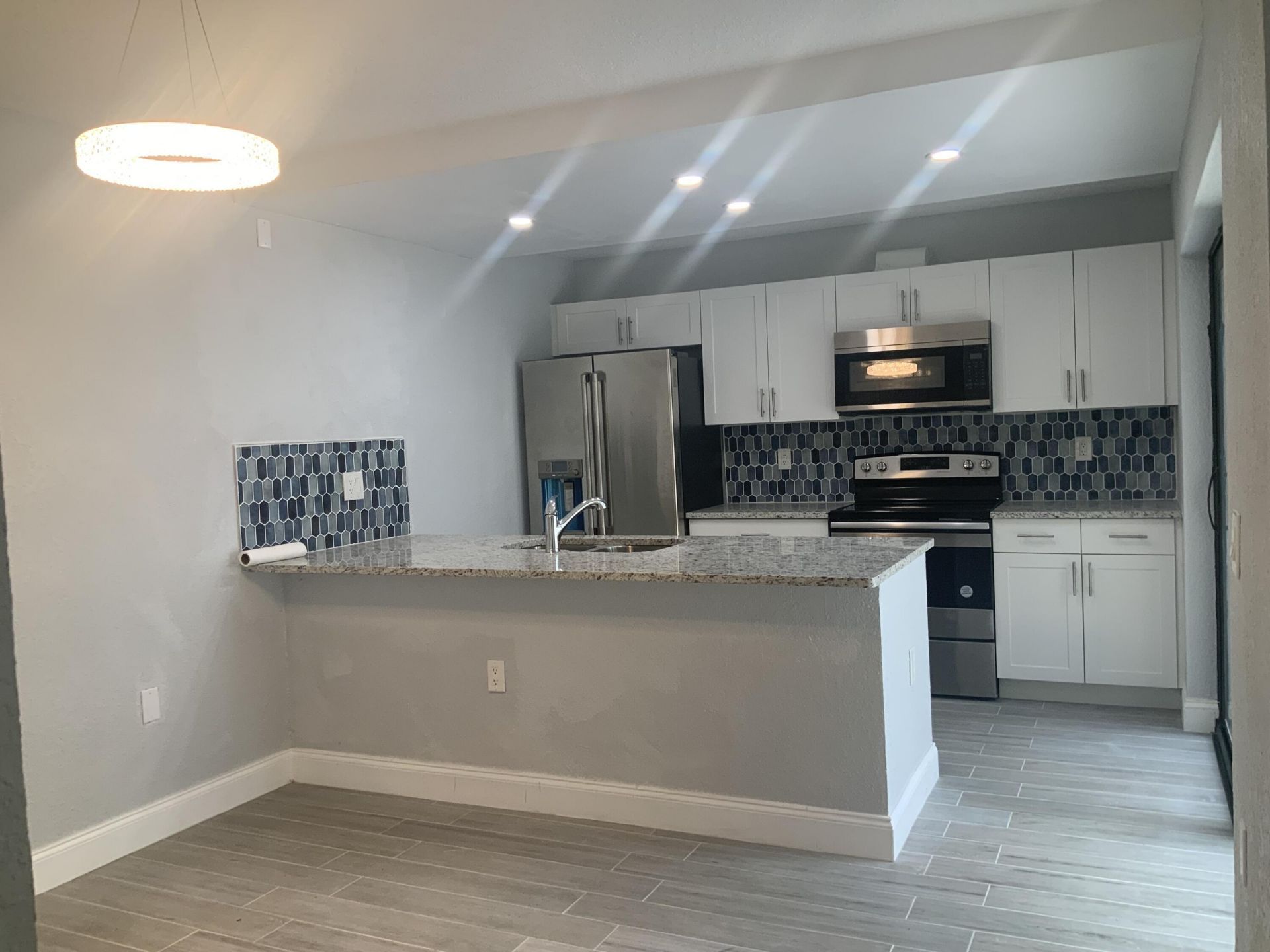 6905 SE 69th Way, Unit 6905, West Palm Beach, FL 33407 Photo