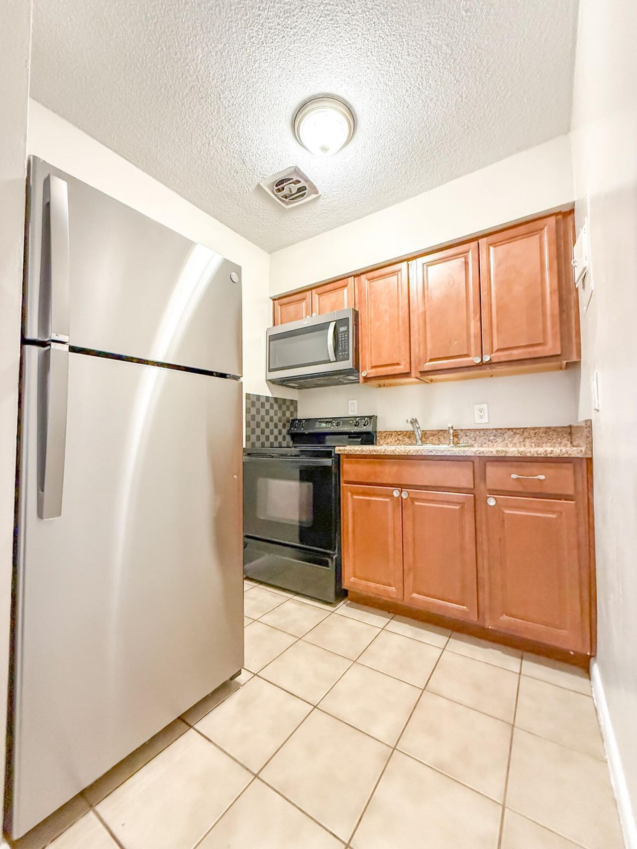1101 NE 23rd Terrace, Unit 2, Pompano Beach, FL 33062 Photo