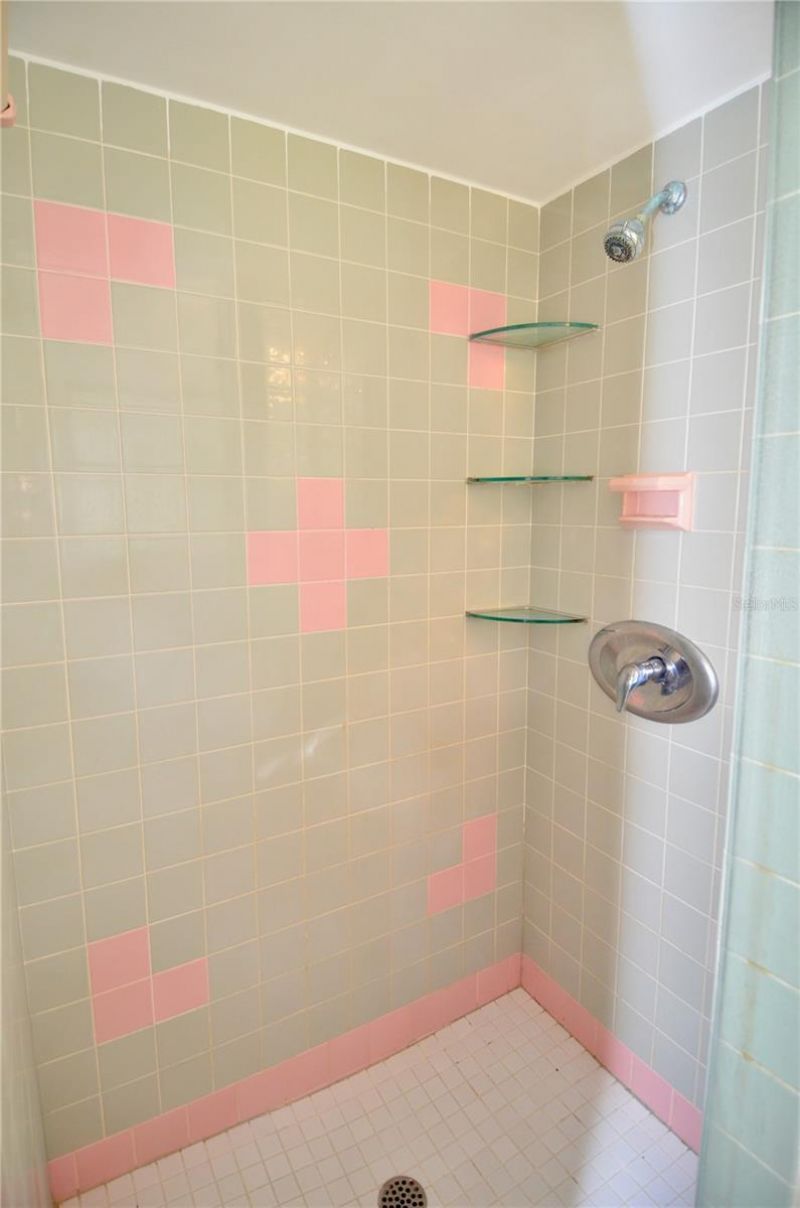 3525 Iroquois Avenue , Sarasota, FL 34234 Photo