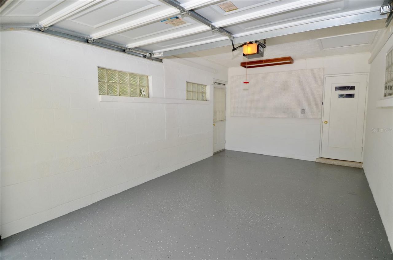 3525 Iroquois Avenue , Sarasota, FL 34234 Photo