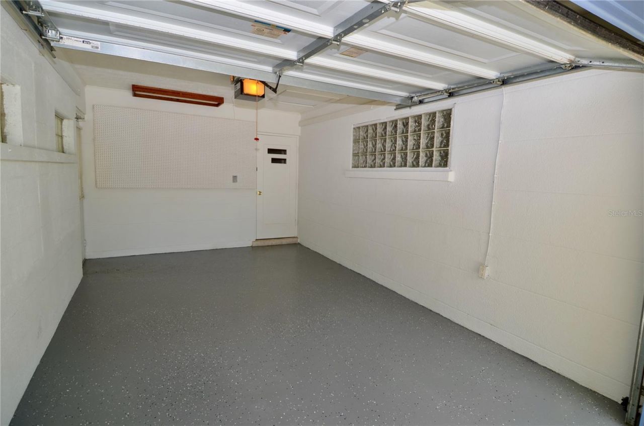 3525 Iroquois Avenue , Sarasota, FL 34234 Photo