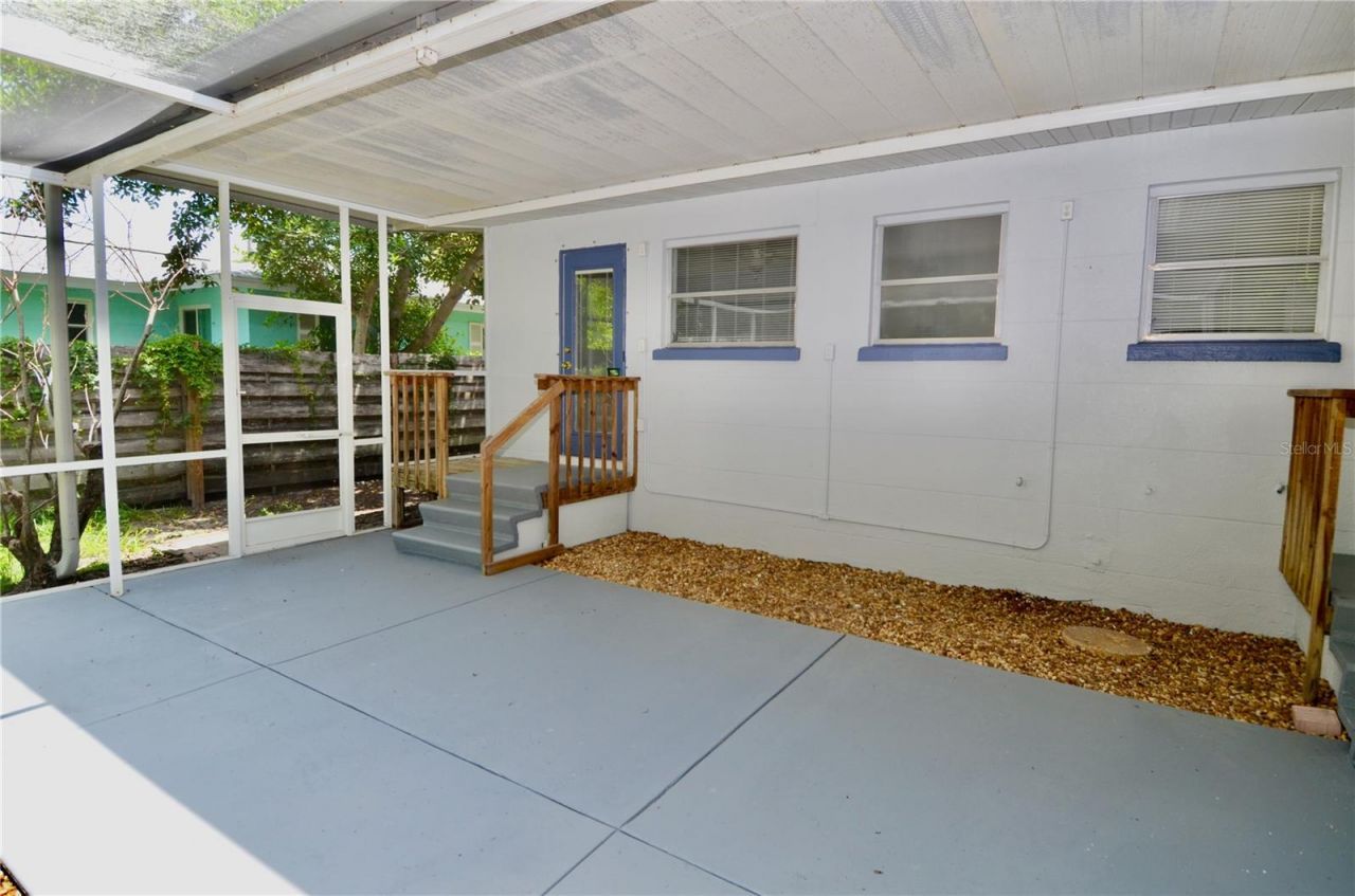 3525 Iroquois Avenue , Sarasota, FL 34234 Photo