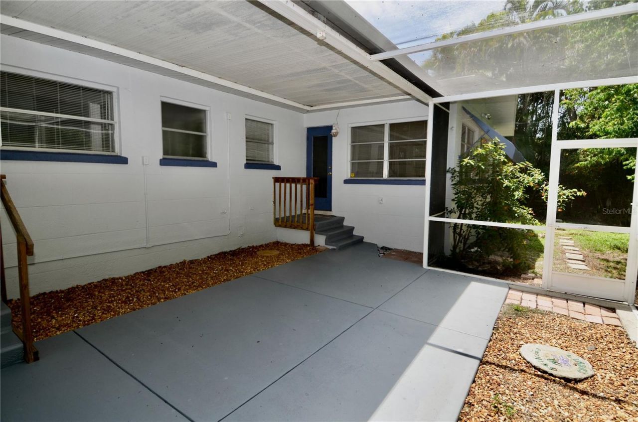 3525 Iroquois Avenue , Sarasota, FL 34234 Photo