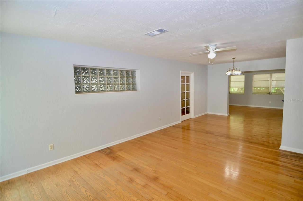 3525 Iroquois Avenue , Sarasota, FL 34234 Photo