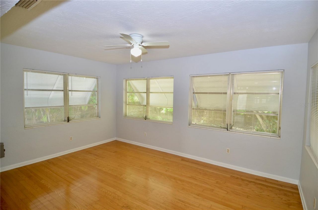 3525 Iroquois Avenue , Sarasota, FL 34234 Photo