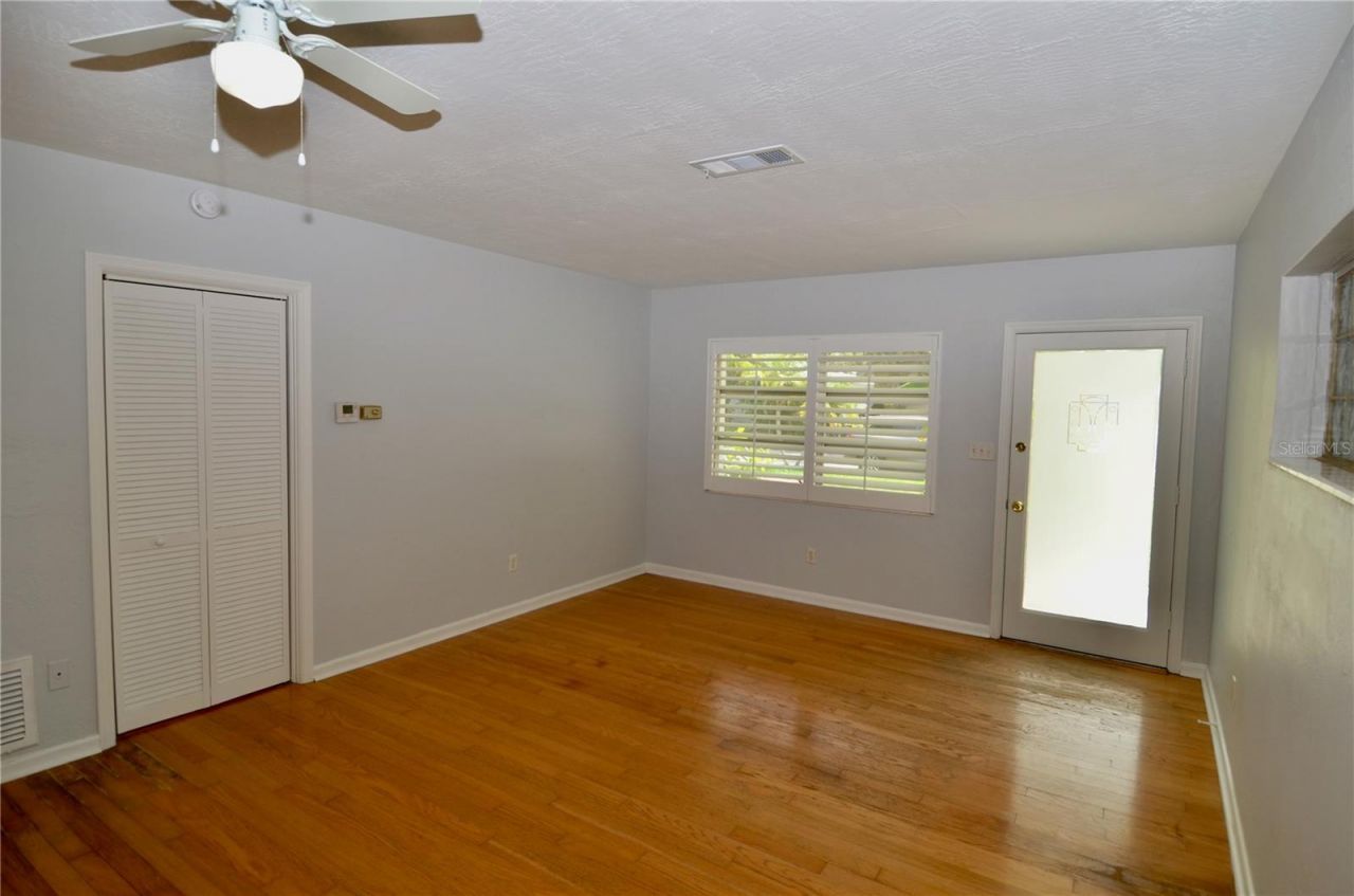 3525 Iroquois Avenue , Sarasota, FL 34234 Photo