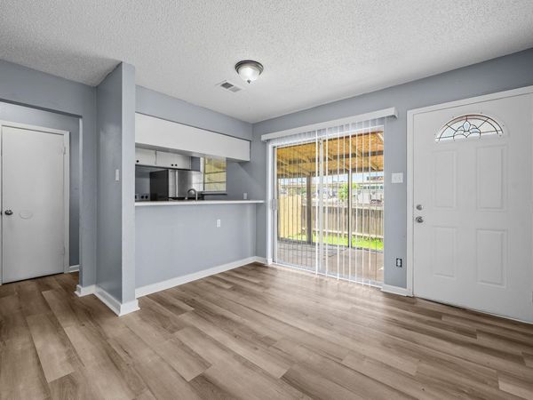 204 Northcrest CIR, Unit D, Austin, TX 78752