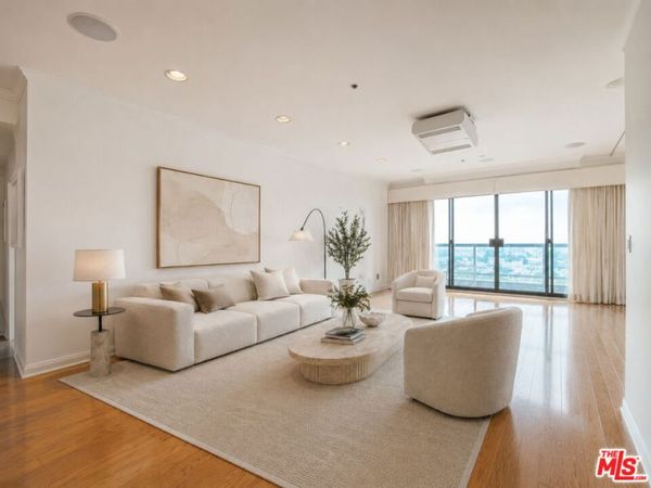 10724 Wilshire Boulevard, Unit 1001, Los Angeles, CA 90024