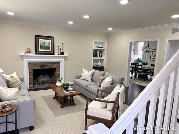 4565 E Carson Street, Long Beach, CA 90808