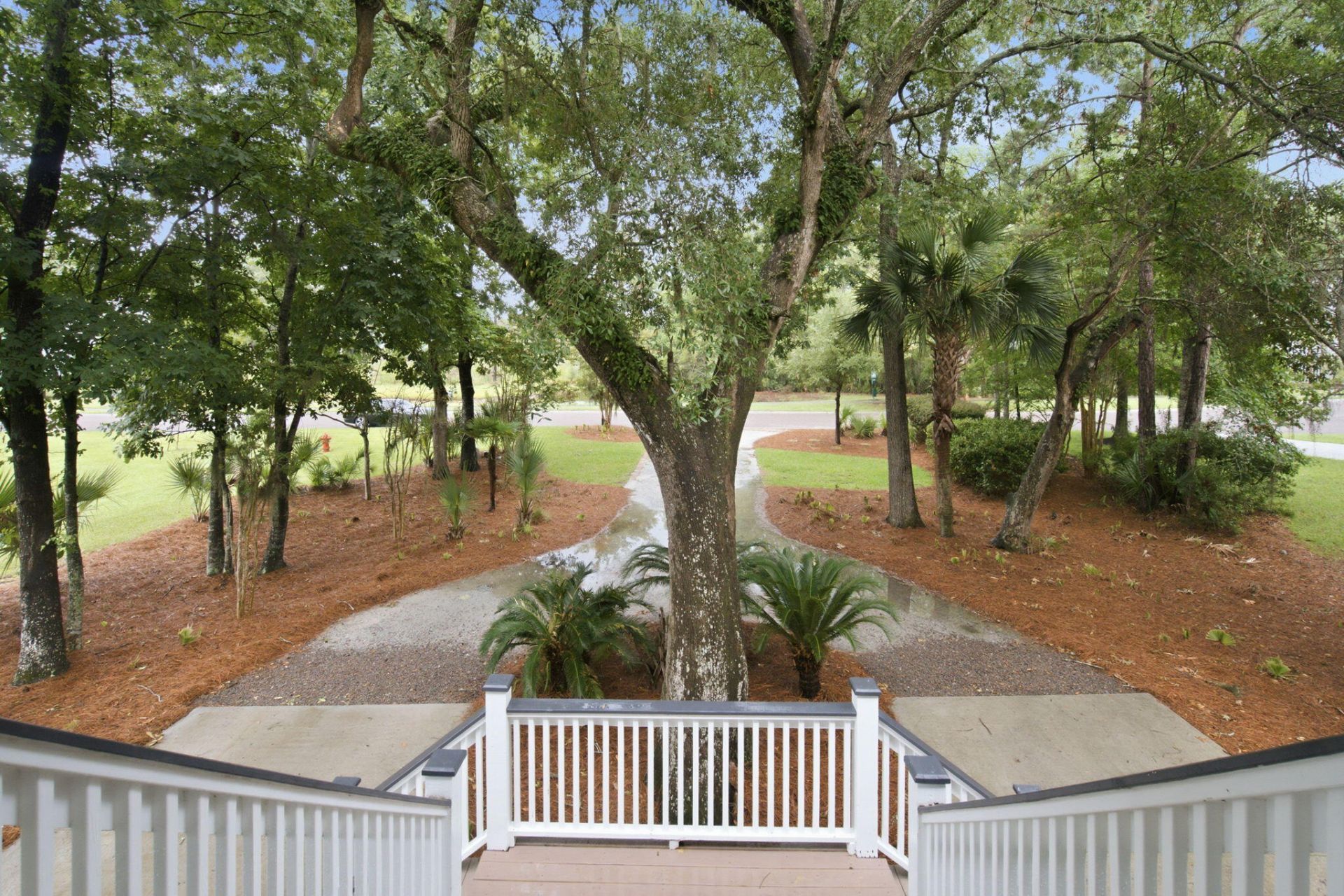 1969 N Creek Drive Photo 4