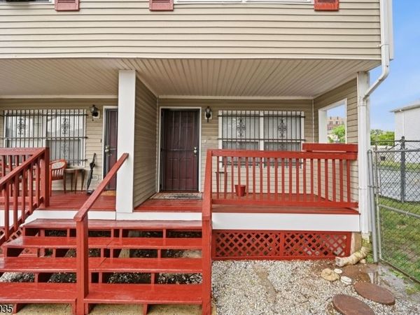21 N 13Th St, Newark, NJ 07107